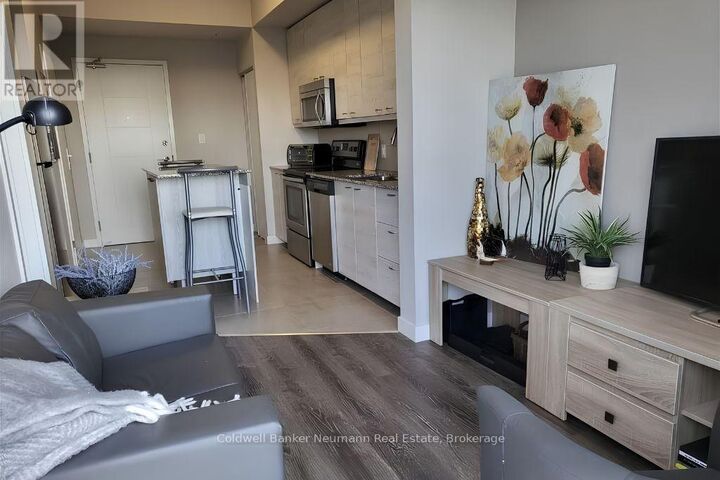 Property Photo:  280 Lester Street 807  ON N2L 0G2 
