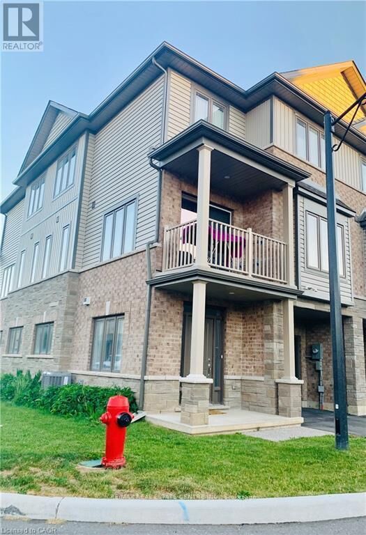 Property Photo:  77 Diana Avenue 118  ON N3T 0R6 