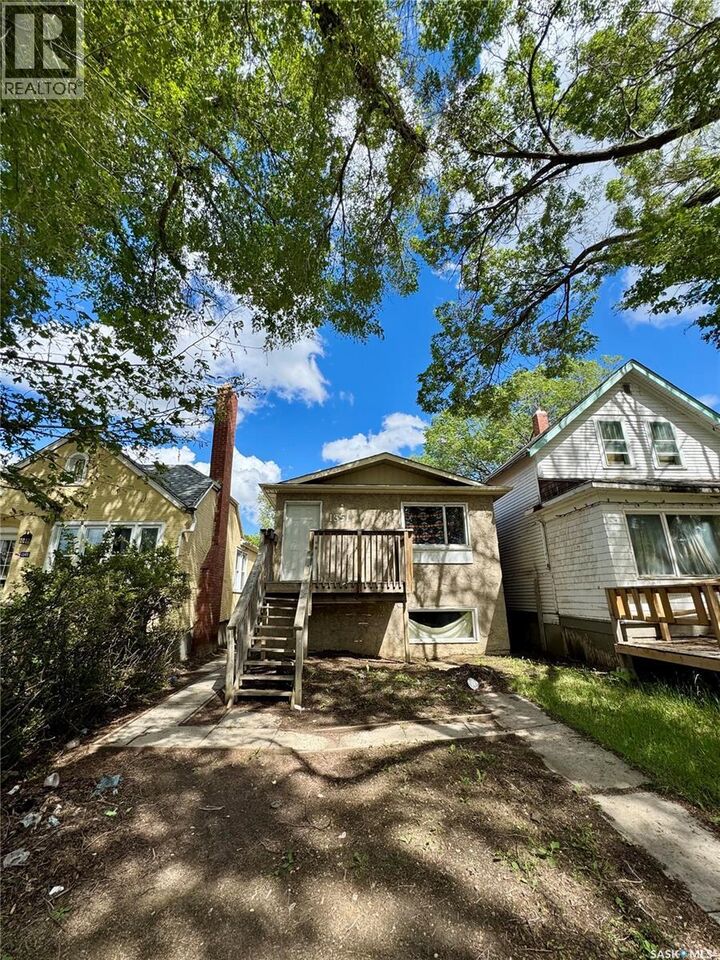Property Photo:  1351 Retallack Street  SK S4T 2J1 