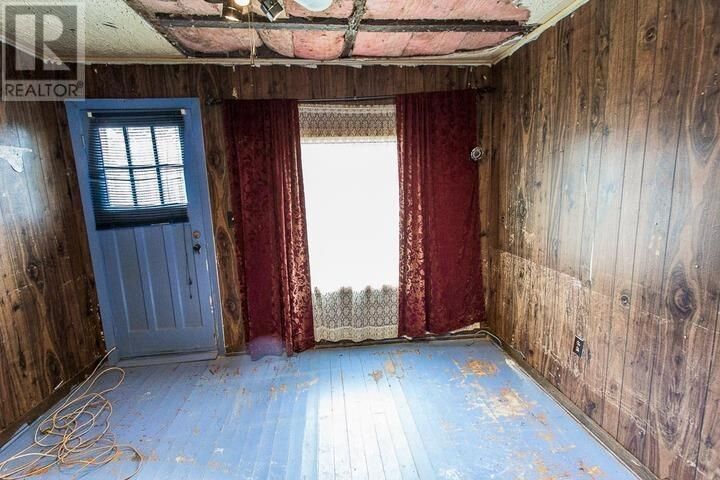 Property Photo:  196 Federation St S  ON P0R 1L0 