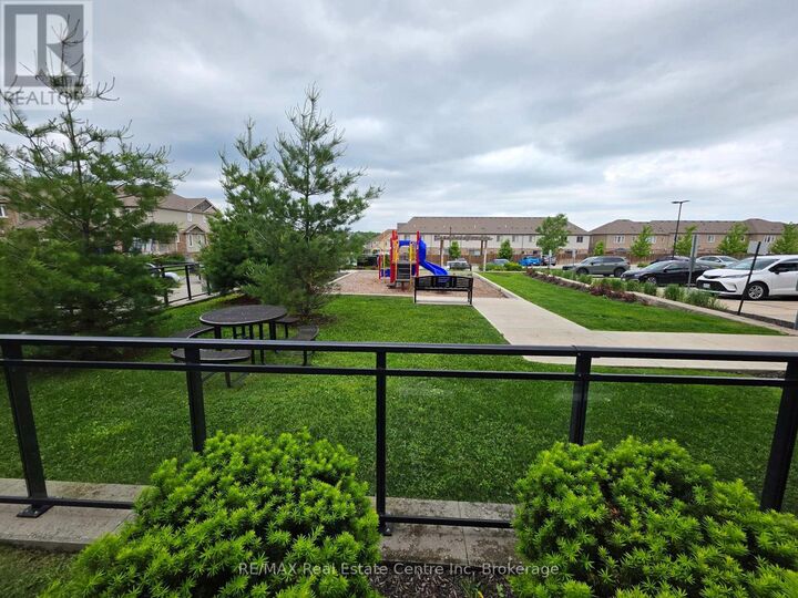 Property Photo:  108 Summit Ridge Drive 11  ON N1E 0P8 