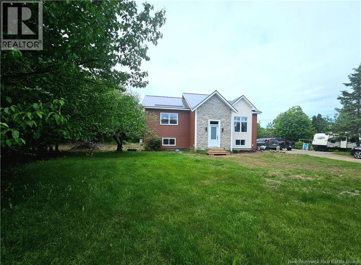 Property Photo:  805 Principale  NB E8R 1G9 