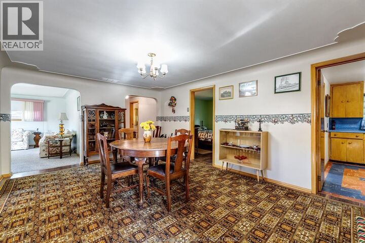 Property Photo:  62 Canal Street West  ON N0P 2L0 