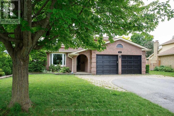 Property Photo: 37 Parkway Avenue ON K9V 5J7