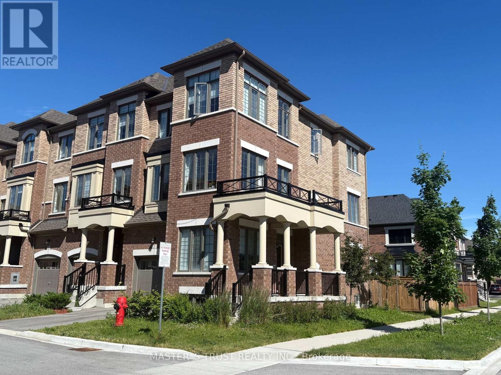 Property Photo:  2 Hallmark Way  ON L1P 0K2 