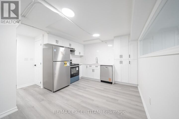 Property Photo:  2255 Weston Road B101  ON M9N 1Y5 