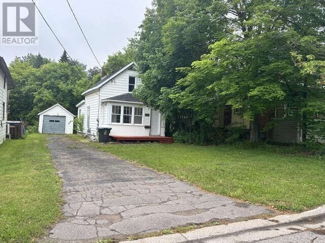 Property Photo: 395 Morin St ON P6C 3E7