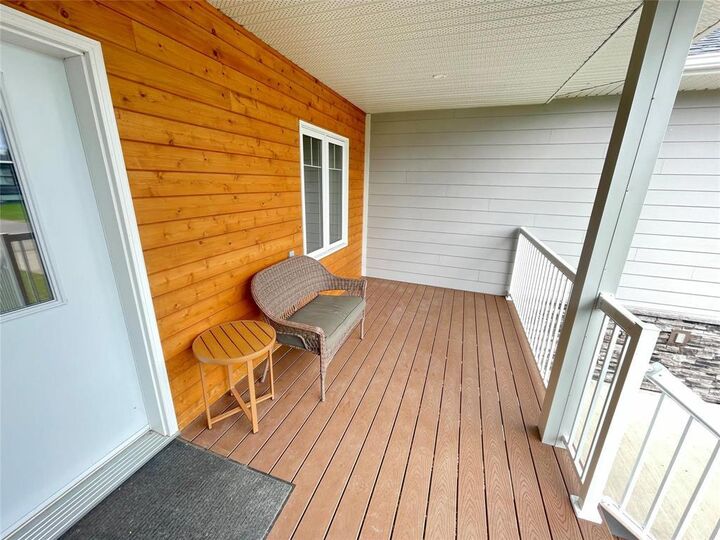Property Photo: 982 Stickle Avenue MB R0K 0H0