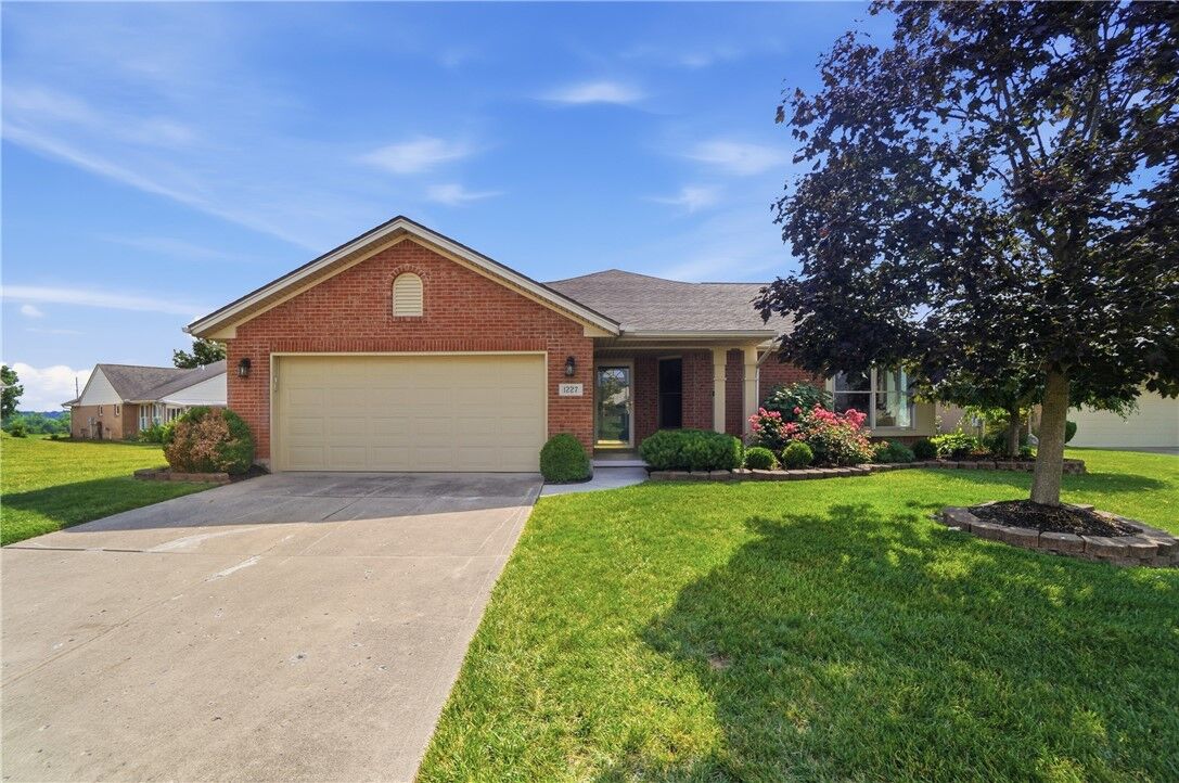 Property Photo: 1227 Mals Way OH 45342