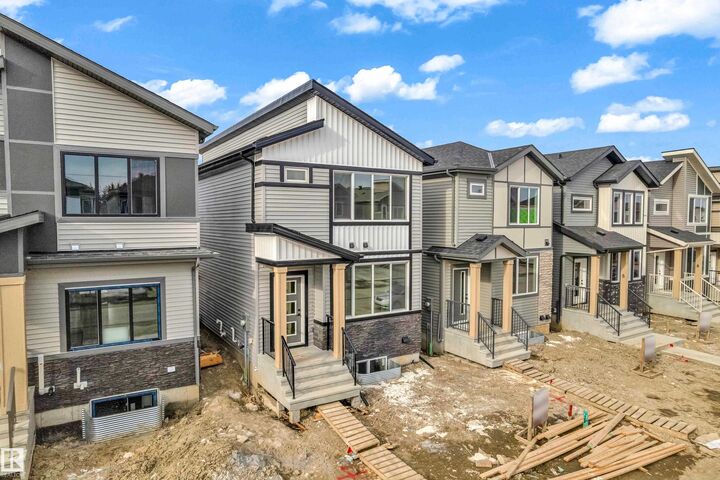 Property Photo:  277 Munn Wy  AB T9E 1V1 