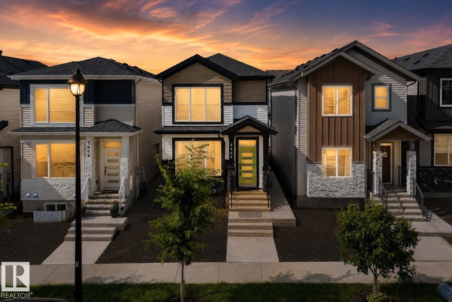 Property Photo: 3606 42 Avenue AB T4X 3B3