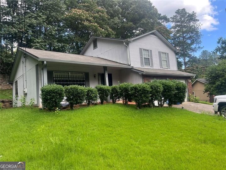 Property Photo:  589 Tarragon Court SW  GA 30331 