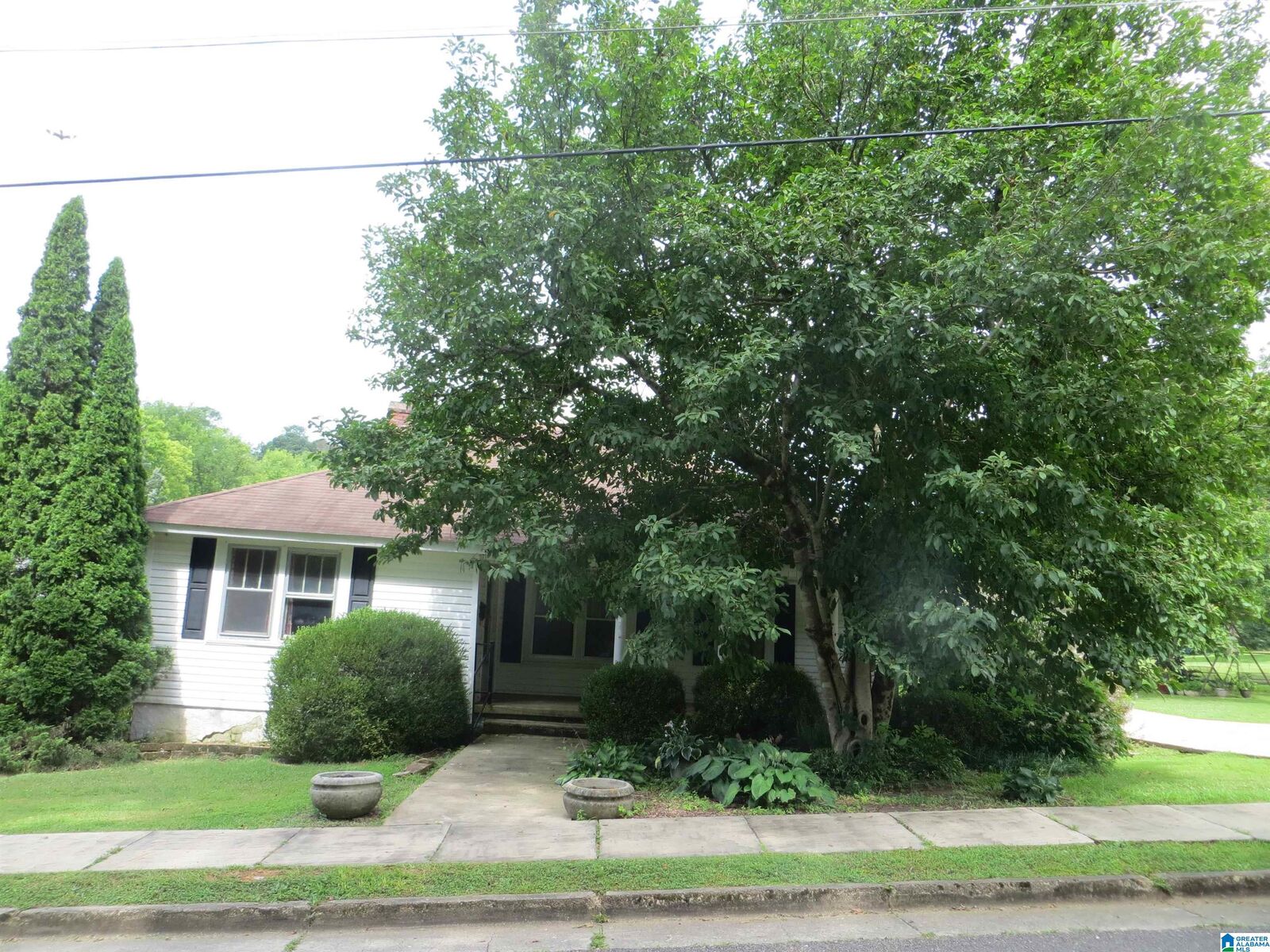 Property Photo:  1306 Fowler Avenue  AL 35904 
