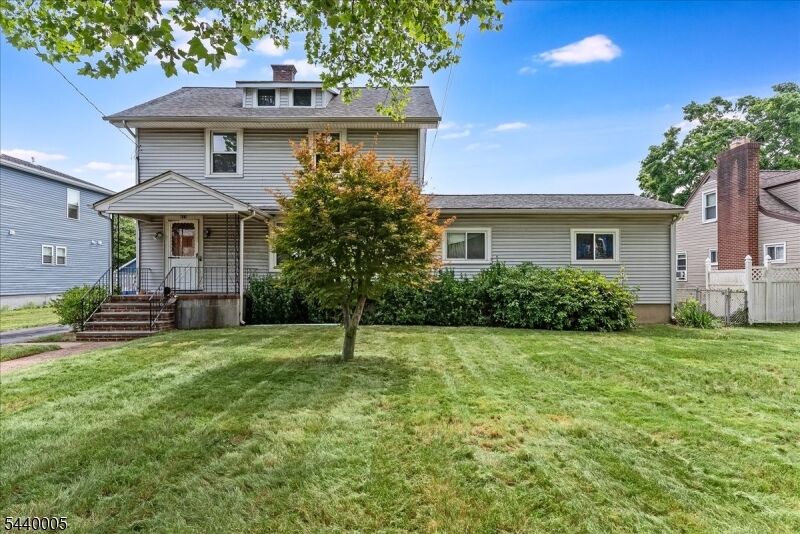 Property Photo:  425 New Market Rd 2  NJ 08854 