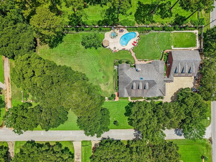 Property Photo:  6211 S Woods Lane  TX 77494 