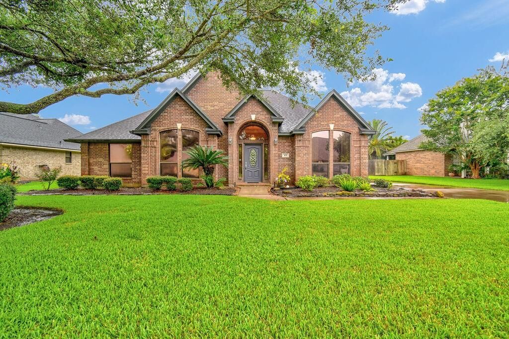 Property Photo: 105 Indian Paintbrush TX 77566