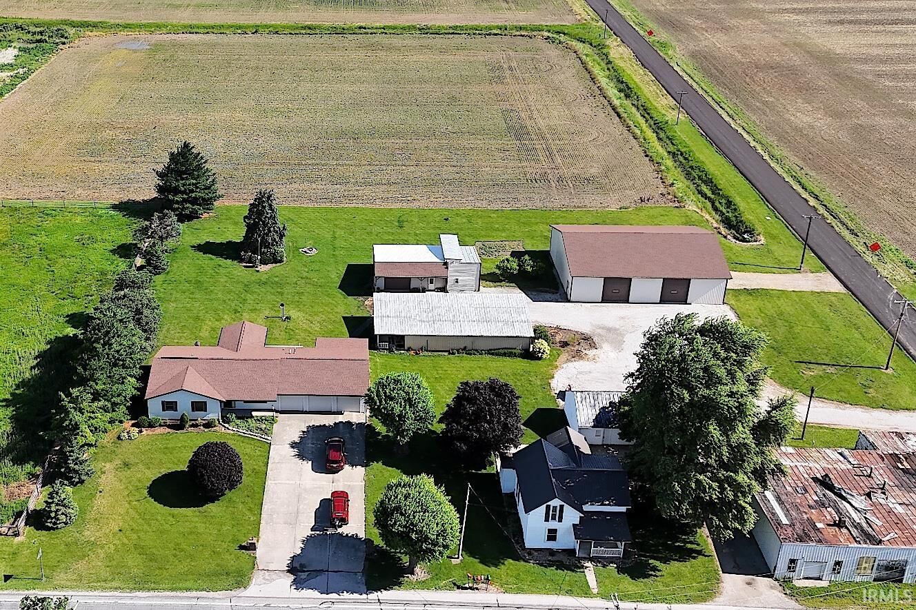 Property Photo:  2960 E 600 S  IN 46792 