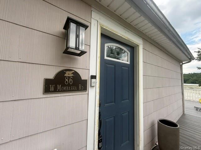 Property Photo:  86 W Mombasha Road  NY 10950 