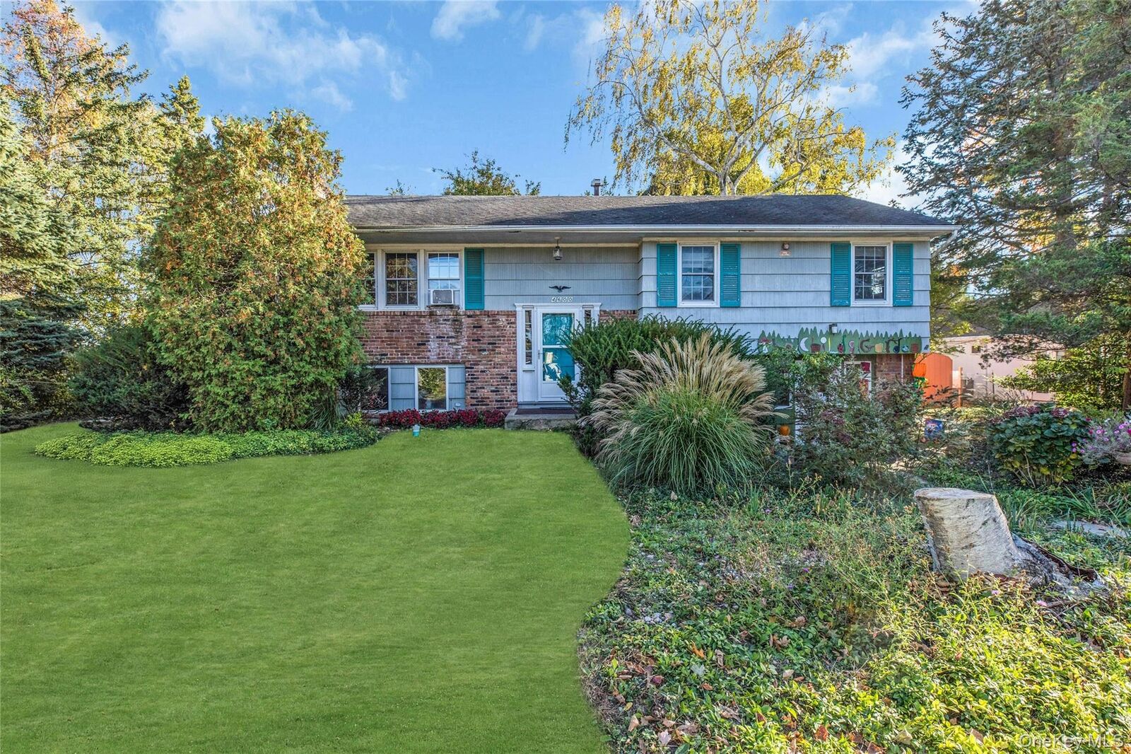 Property Photo:  44600 County Road 48  NY 11971 