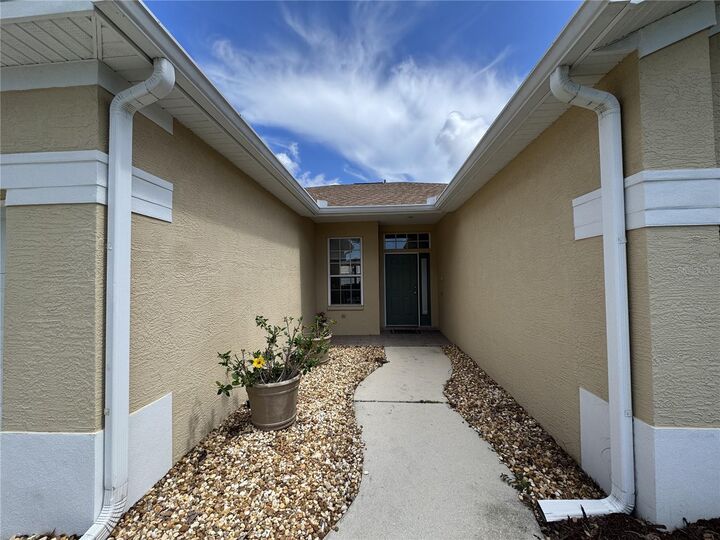 Property Photo: 4815 50th Avenue W FL 34210