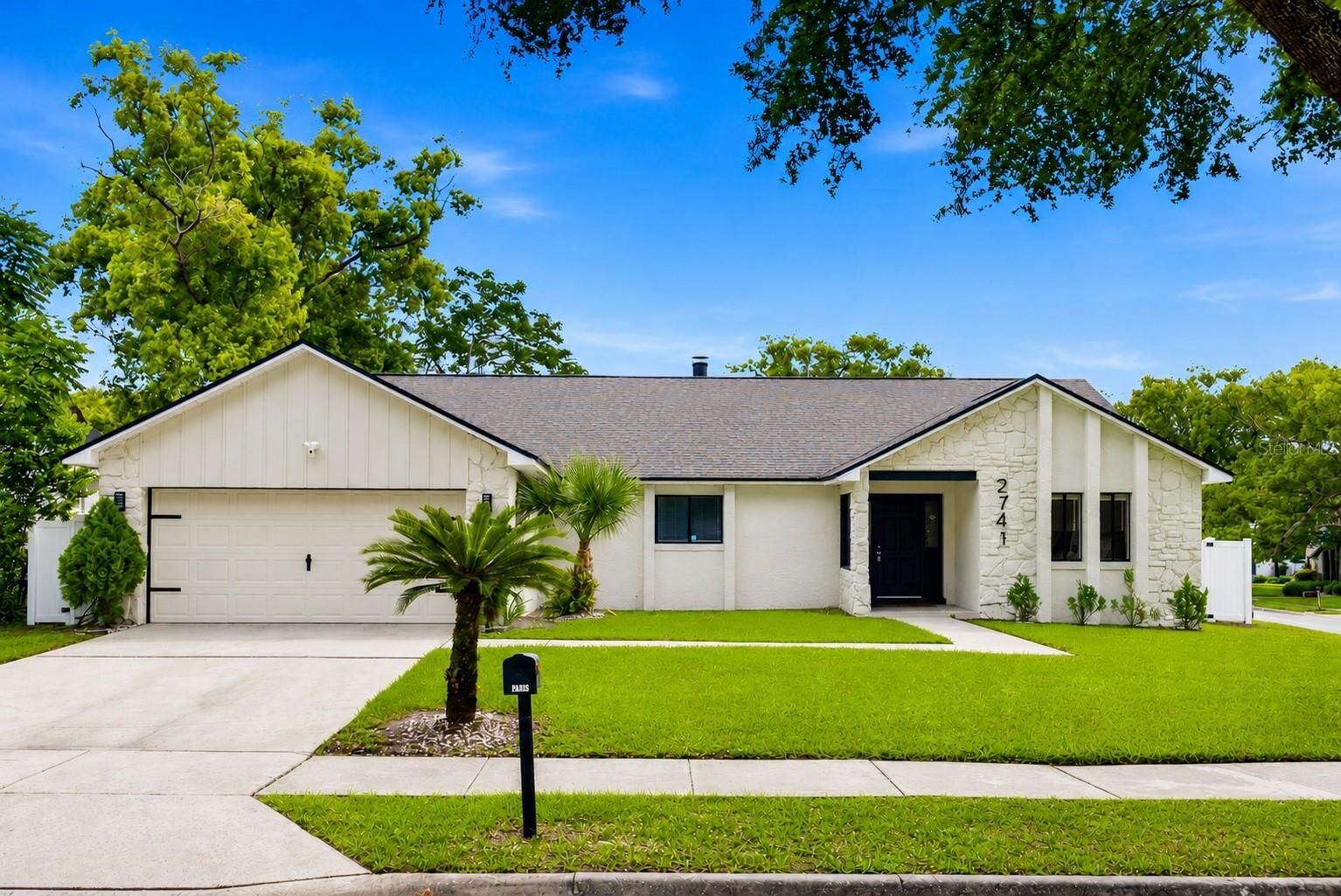 Property Photo: 2741 Bolder Lane FL 32812