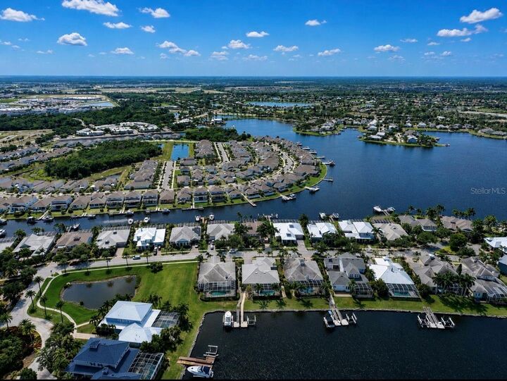 Property Photo:  5416 Merritt Island Drive  FL 33572 