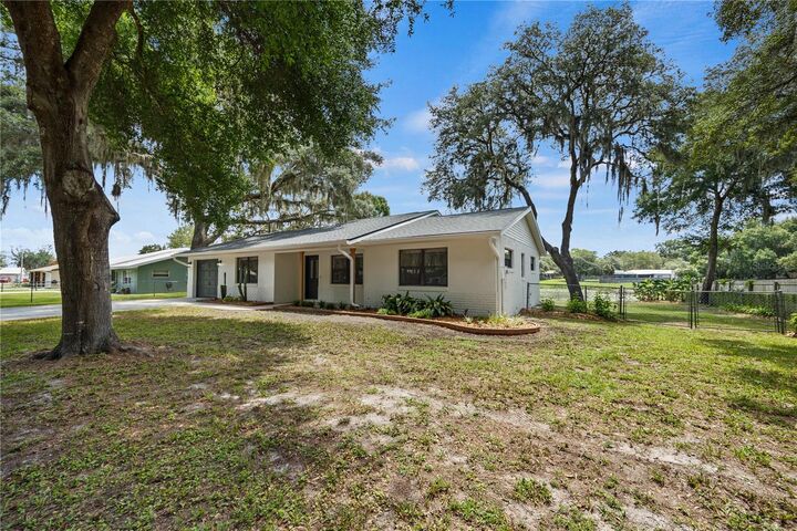 Property Photo:  2457 S Summerwood Point  FL 34450 