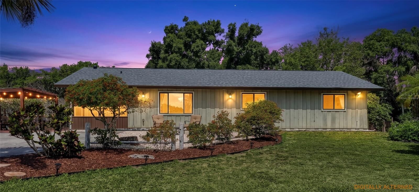 Property Photo:  4842 Nutmeg Avenue  FL 34231 