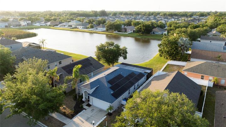 Property Photo:  210 Smokey Hill Avenue  FL 33570 