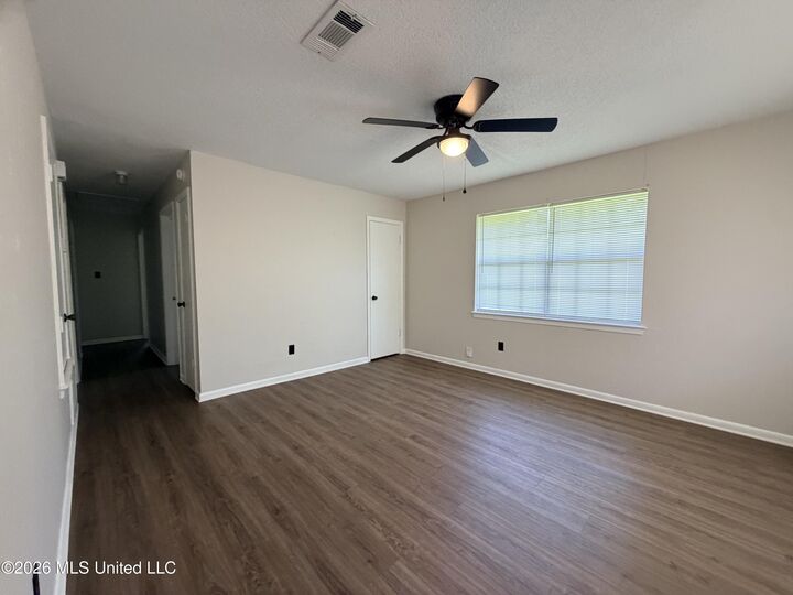 Property Photo:  2206 33rd Avenue  MS 39501 