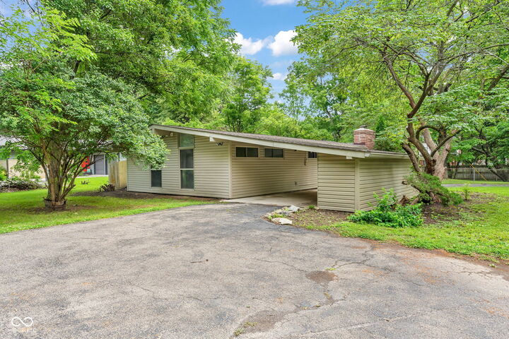 Property Photo:  9105 Washington Boulevard  IN 46240 