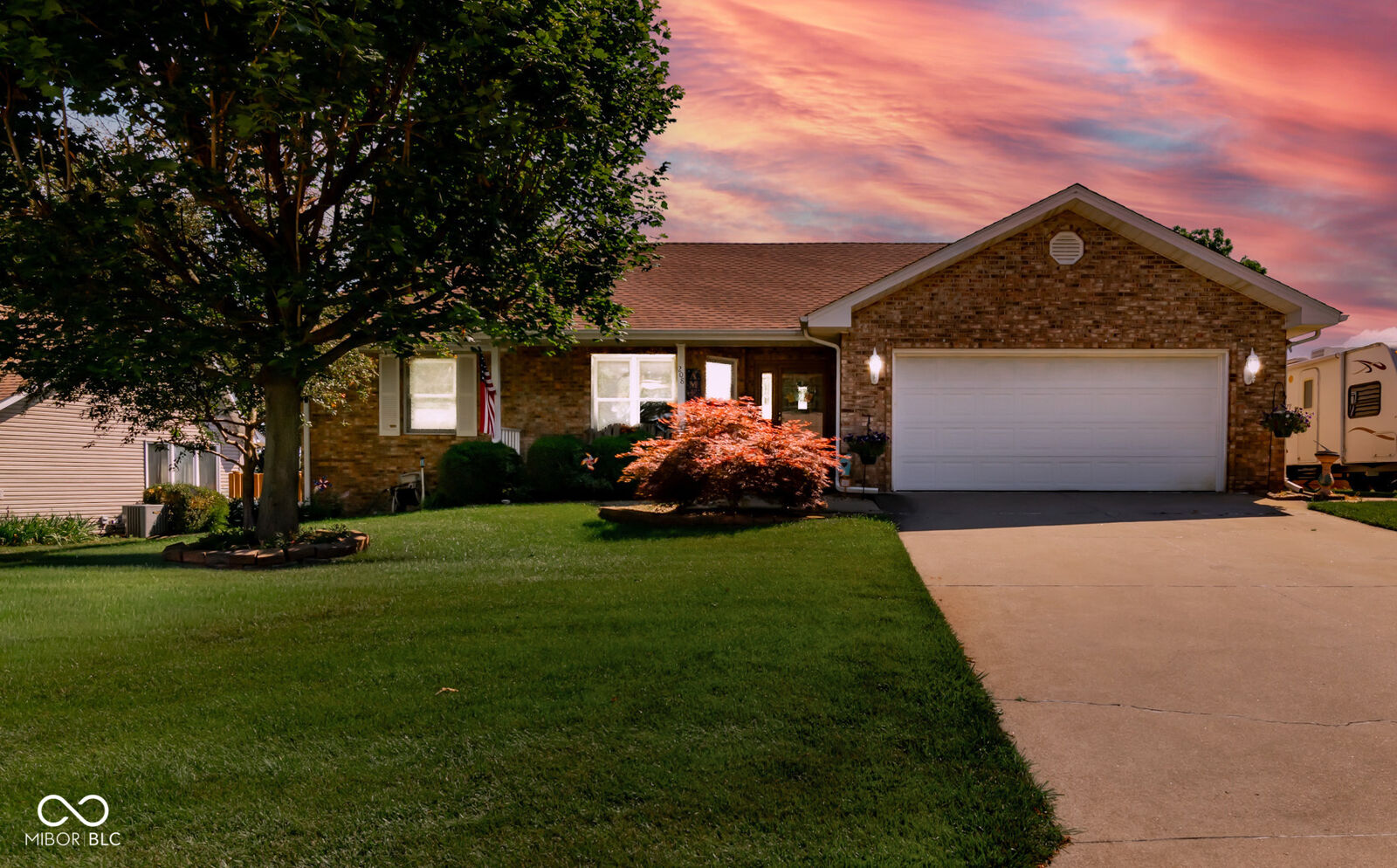 Property Photo:  208 Springhill  IN 47274 