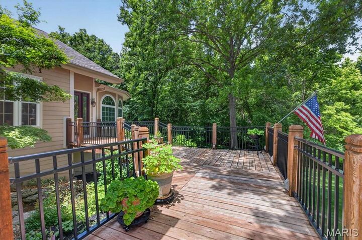 Property Photo: 5 Hickory Valley Court MO 63366