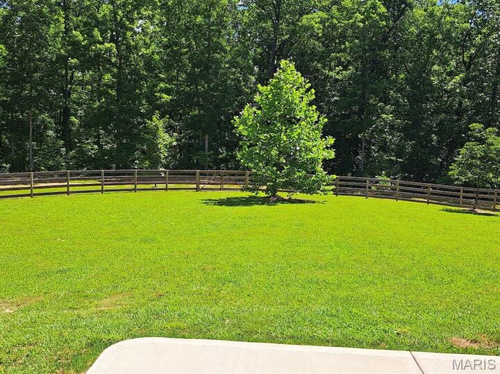 Property Photo: 25865 S Farms Road MO 63383