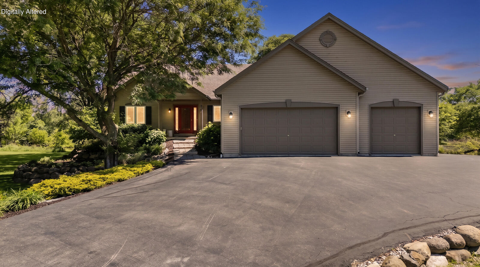 Property Photo:  21604 W Bonnie Ln  WI 53046 