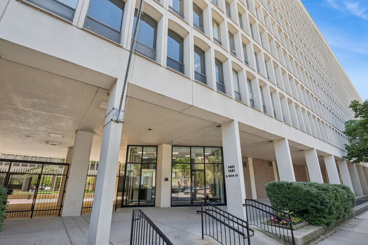 Property Photo: 1451 E 55th Street 626N IL 60615