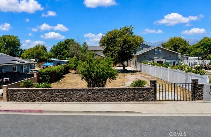 Property Photo:  949 W Grand Ave  CA 91766 