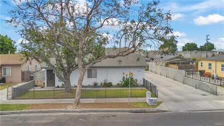 Property Photo: 6000 Ludell CA 90201