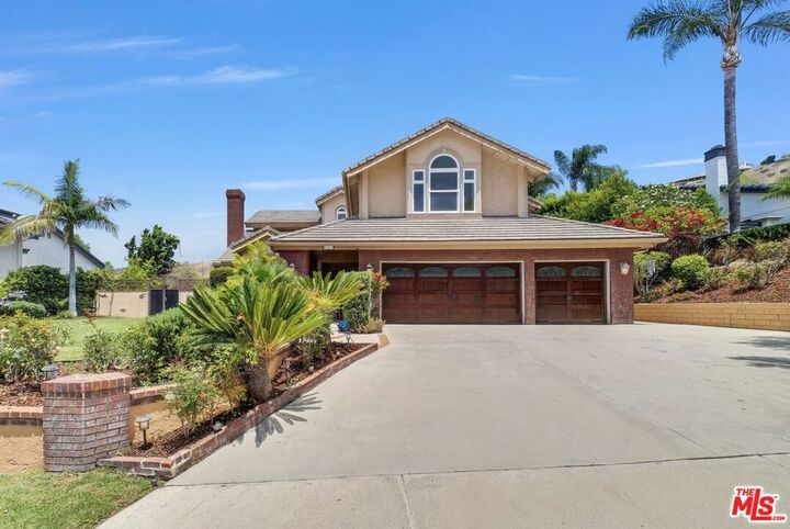 Property Photo:  22285 Rolling Hills Lane  CA 92887 