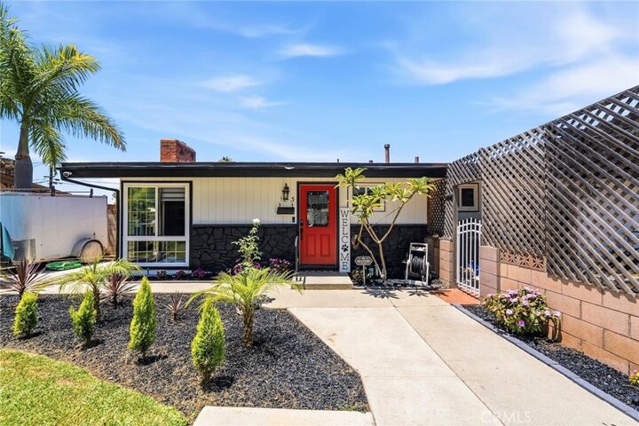 Property Photo:  1013 N Lyman  CA 91724 
