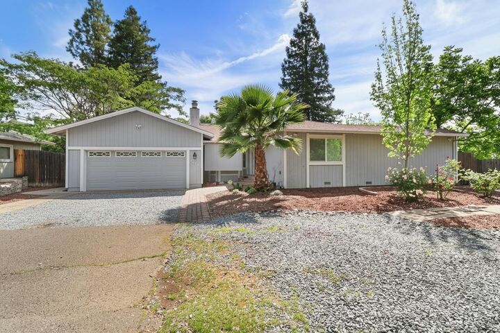 Property Photo: 2716 Zachman Way CA 95608