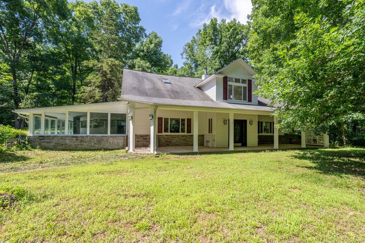 Property Photo:  265 Roanoke Creek Rd  TN 38450 