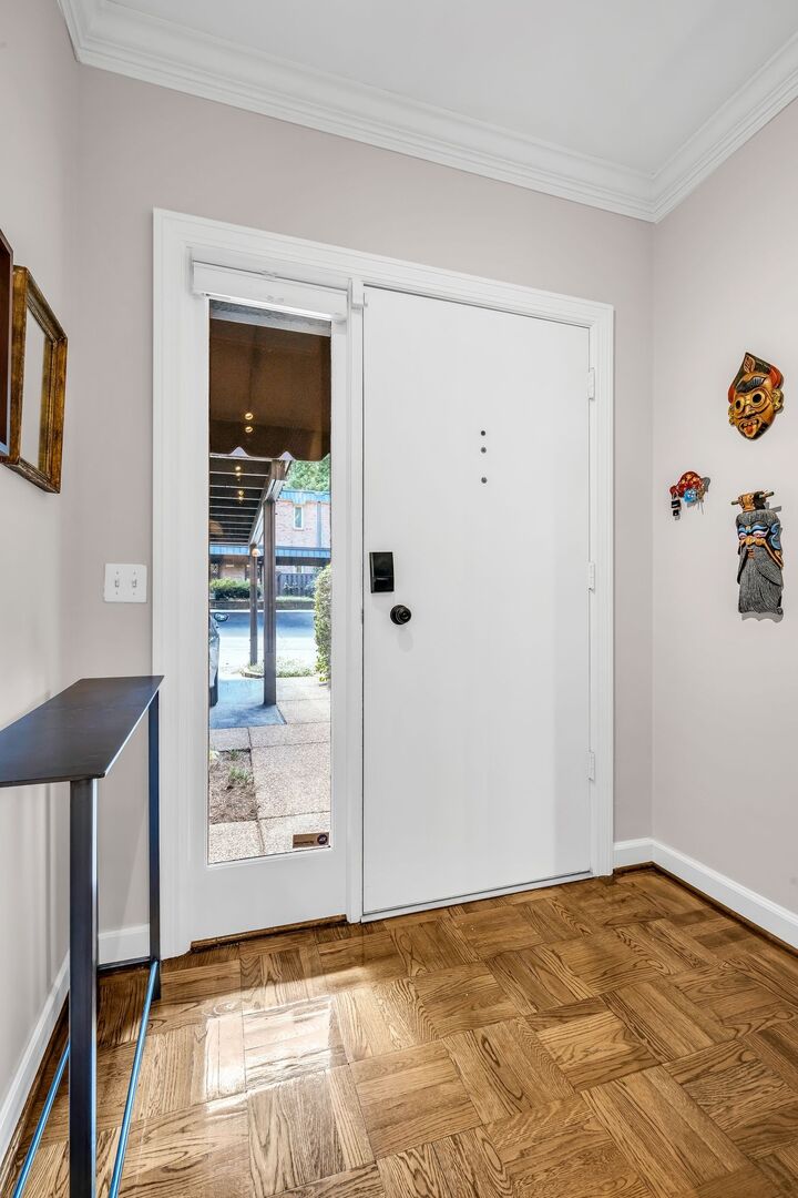 Property Photo:  694 Timber Ln  TN 37215 