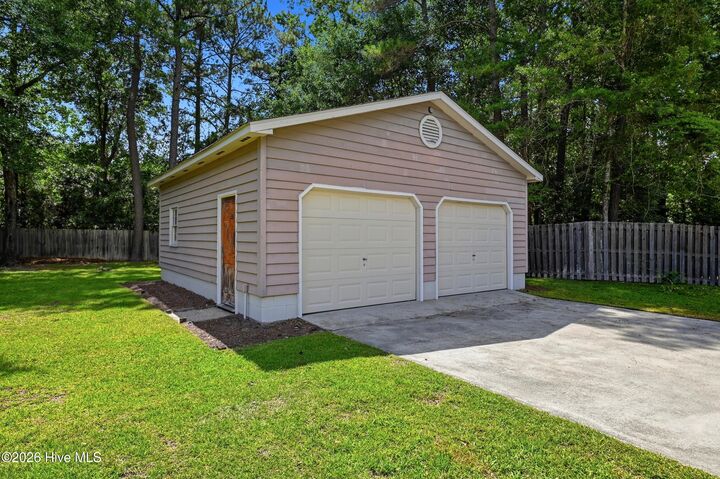 Property Photo:  4426 Robin Dale Court  NC 28405 