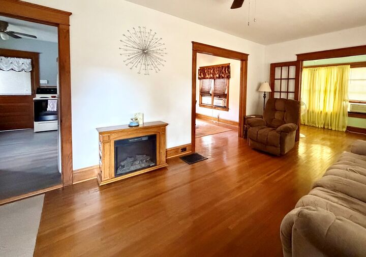Property Photo:  704 N Elmer Ave  PA 18840 