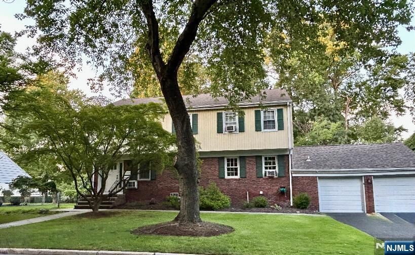 Property Photo:  81 Prospect Street 2  NJ 07652 