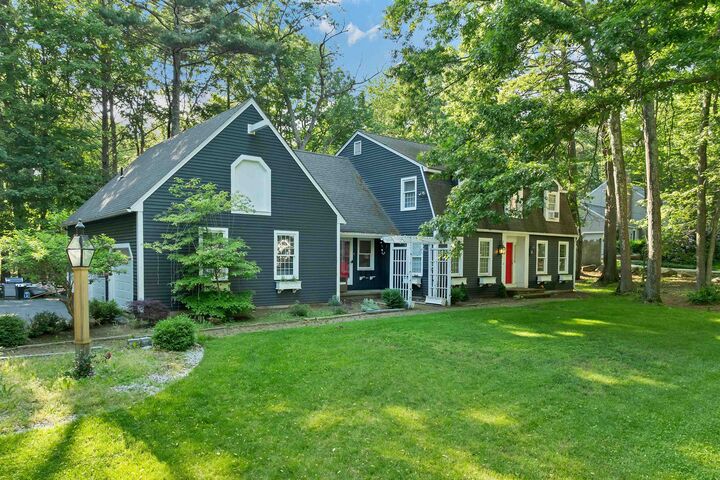Property Photo: 9 Meadowview Drive NH 03865