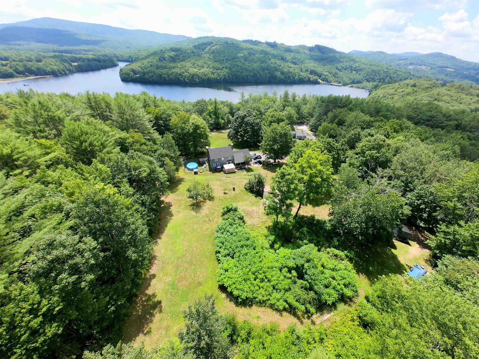 Property Photo: 39 Briar Hill Road NH 03222