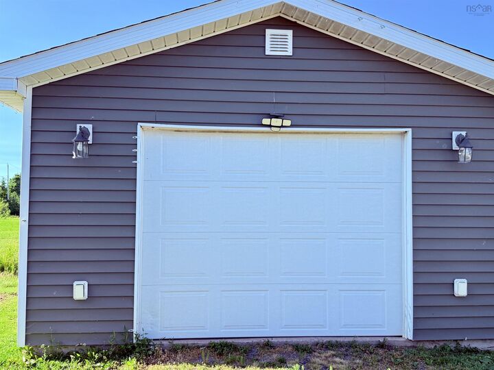 Property Photo: 4 Gill Court NS B0K 1H0