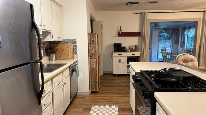Property Photo: 1019 W School Street AR 72761
